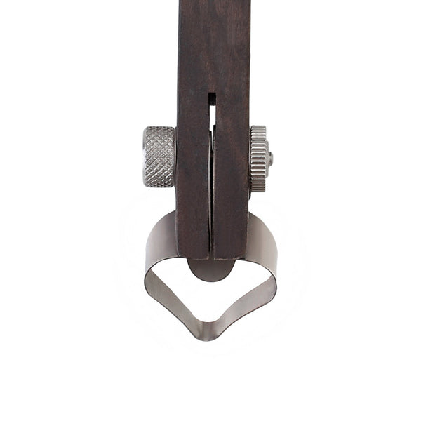 E08 Concave Triangle Clay Extruder