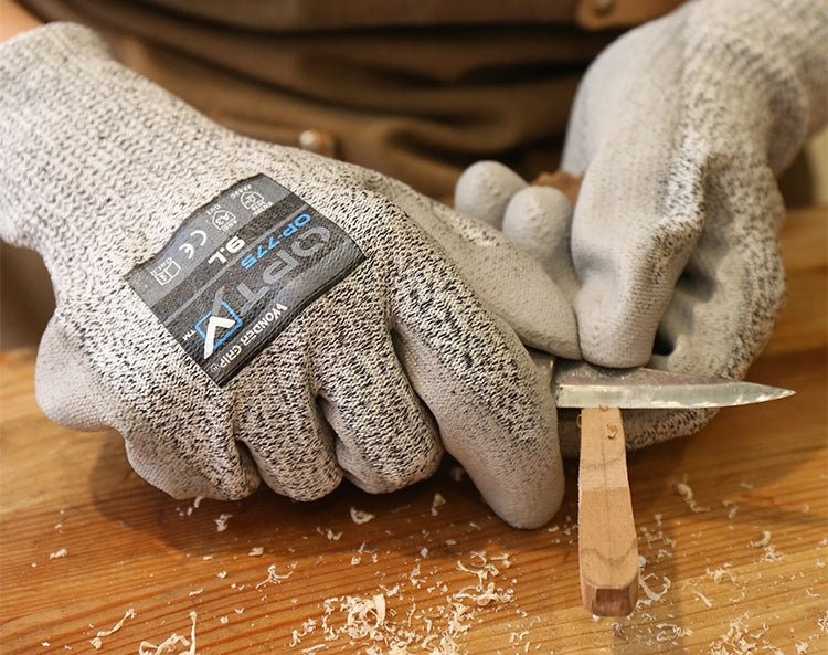 How to Choose Your First Carving Glove - Complete Beginners