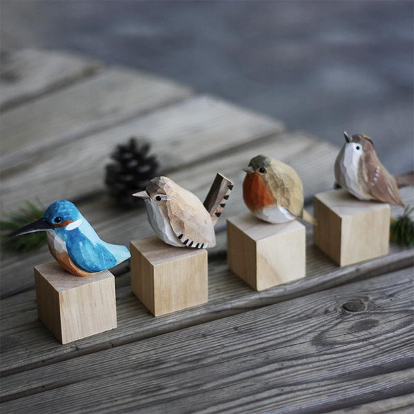 4 Birds Figurines Set